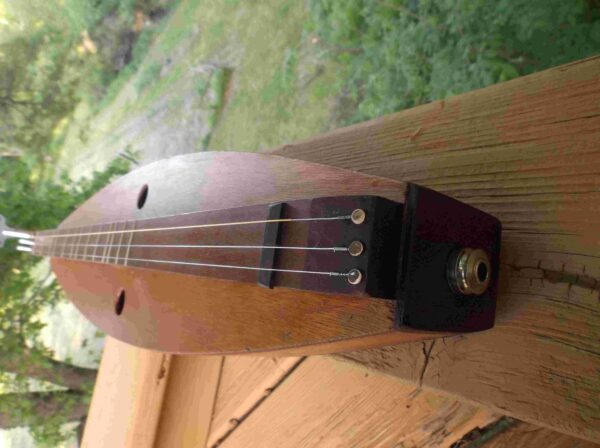 Nice short Scale Dulcimer with a BIG Voice 21 inch VSL  Perfect for smaller hands 1/4 inch Pick up installed Too Simple Keyed Tuning Signed! - Image 6
